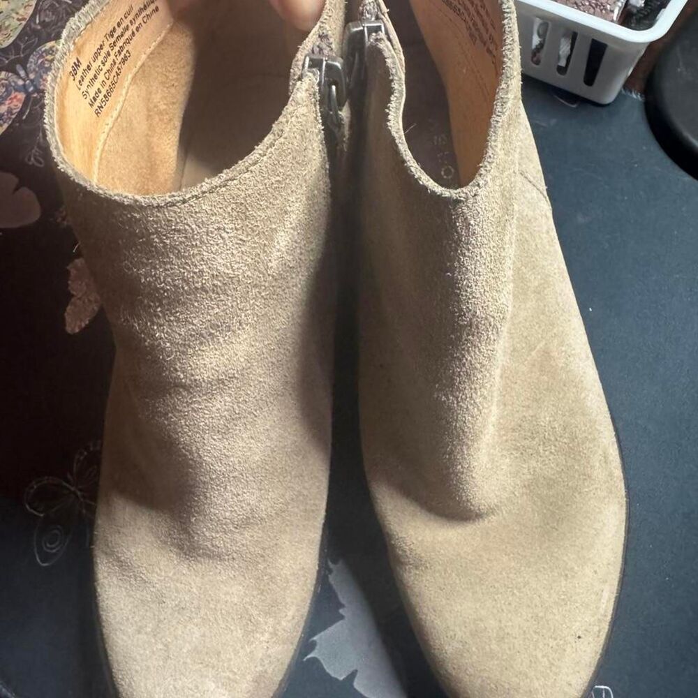 Unbranded Women's Tan and Brown Boots